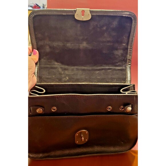 Preowned Patricia Nash Black Leather Messenger Bag -Rare, in excellent condition - Picture 6 of 7